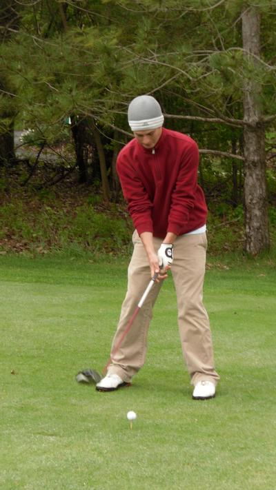 Varsity Golf - Photo Number 3