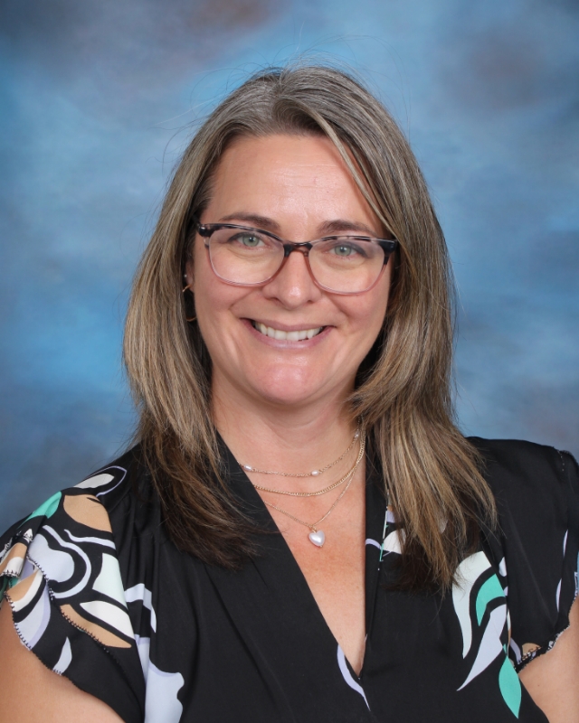 Image of Jennifer Schueneman